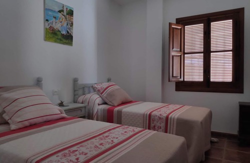 Villanueva del Rosario House | The Arrejadero Farmhouse