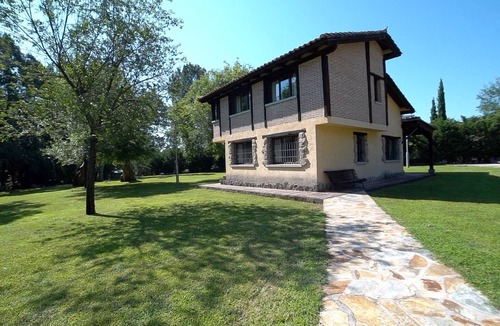 Arenas de San Pedro Cottage | Essence of Gredos III
