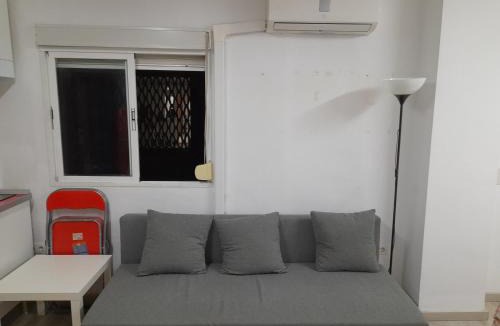 Explanada de la Estacion Apartment | Estudio frente a Estación María Zambrano