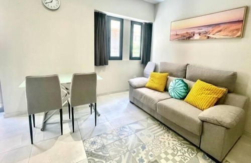 Feria Apartment | Eva Recommends Soho Alameda 2