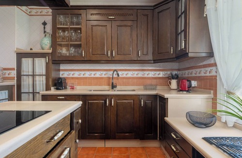Valencina de la Concepcion Ski Chalet | Exclusive villa with pool just a few minutes from Seville