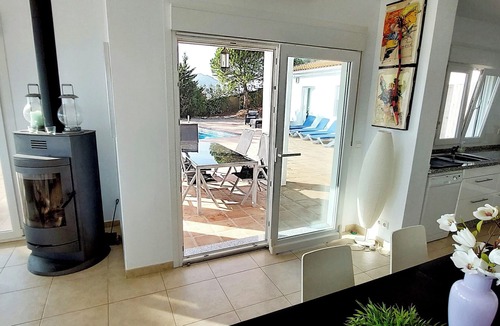 Sayalonga Villa | Exceptional Villa Estrellita: 180° sea view, heated pool.