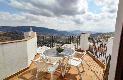 Casarabonela Apartment | Exclusivo LOFT en el corazón de Casarabonela!
