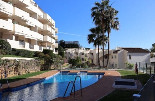 Elviria Apartment | Exquisite luxury penthouse with sunny terrace
