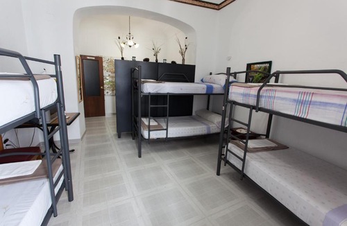 Villafranca de los Barros Hostel | Extrenatura Alojamiento Albergue
