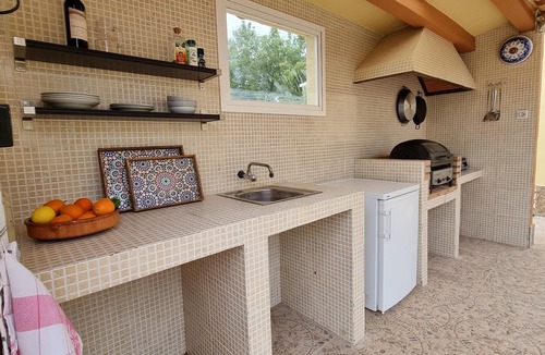 Chiclana de la Frontera Villa | Fabulous Villa Sonrisa with large private pool and air conditioning