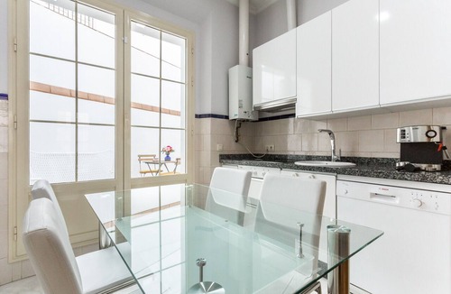 El Arenal Apartment | Fabulous 2 bedroom in the center of Seville