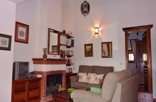 Villanueva de la Concepcion House | Family Stay with Private Pool