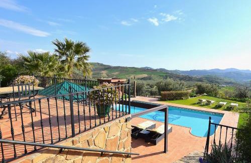 Antequera Villa | Family-friendly villa with pool & padel court near El Torcal de Antequera