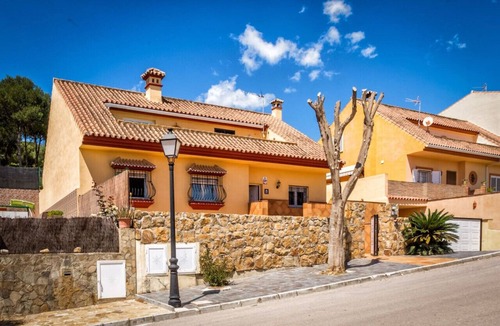 Pueblo Nuevo House | Fancy House Near Cádiz Pool Free Parking & BBQ