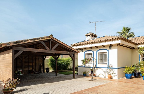 Poblado de Sancti Petri Ski Chalet | FANTASTIC CHALET MAR 150