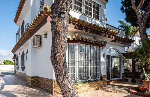 Poblado Sancti Petri Ski Chalet | Fantastic villa to disconnect and relax next to the magic spot of Chiclana.