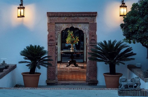 Arcos de la Frontera Villa | Fantastic Hacienda with 10 bedrooms in Andalucia for 20 people.