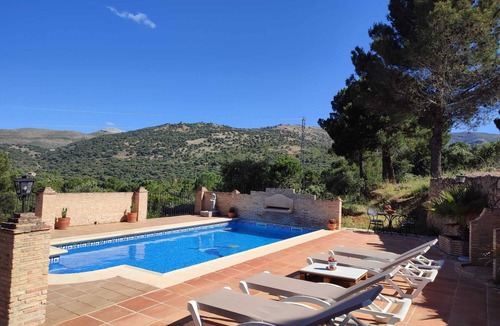 Ronda Villa | Fantastic villa in Ronda with private pool and barbecue.