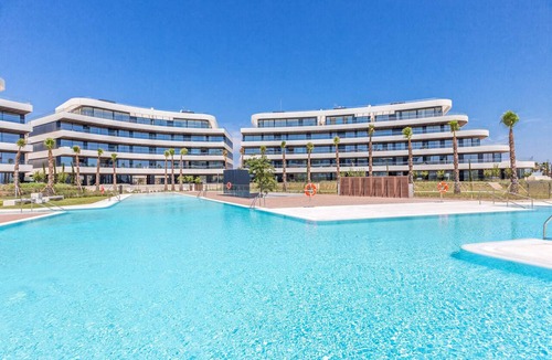 Torremolinos Apartment | Fari | Beach - terrace - pool