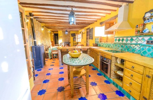 Algarinejo Cottage | Farmhouse by the river intAlgarinejo