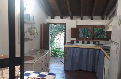 Algarinejo House | Farmhouse in Fuentes de Cesna near Iznajar