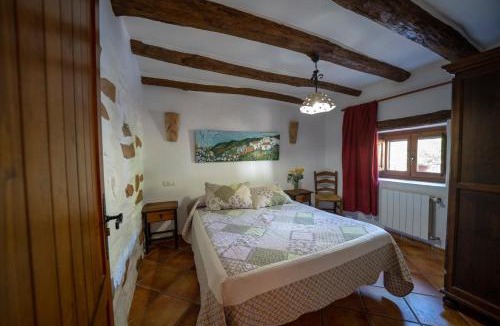 Laroya House | farmhouse la Curiosa