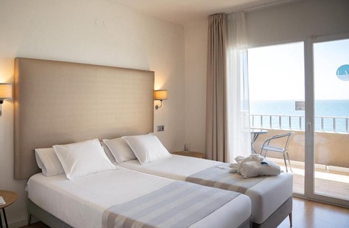 Rincon de la Victoria Hotel | FAY Victoria Beach