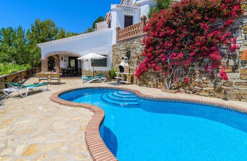 Competa Villa | Finca Almencino Cómpeta by Ruralidays