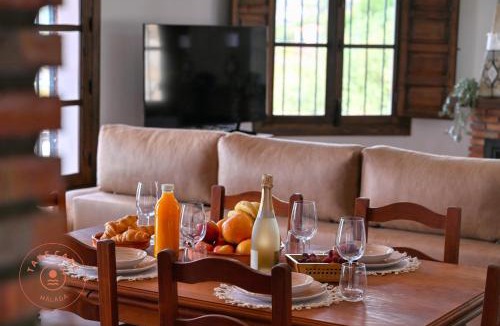 Sayalonga House | Finca Aurelia in countryside Malaga - TCM