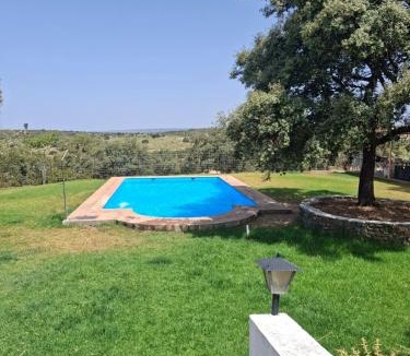 Castilblanco de los Arroyos Apartment | Finca Dehesa Hacienda Guadalupe
