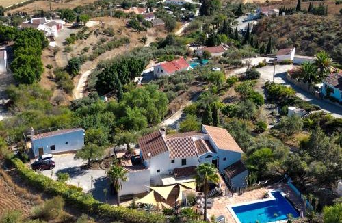 Cartama Bed & Breakfast | Finca Flamenco Holiday Suites Adults Only