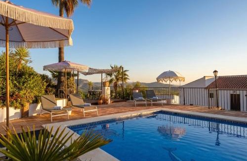 Cartama Bed & Breakfast | Finca Flamenco Holiday Suites Adults Only