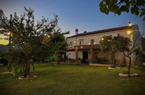 Zahara de la Sierra Ski Chalet | Finca Huerta El Rincón