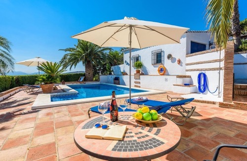 Antequera Villa | Finca Lomas de Tienda Antequera - La Higuera by Ruralidays