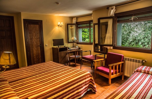 Capileira Hotel | Finca Los Llanos