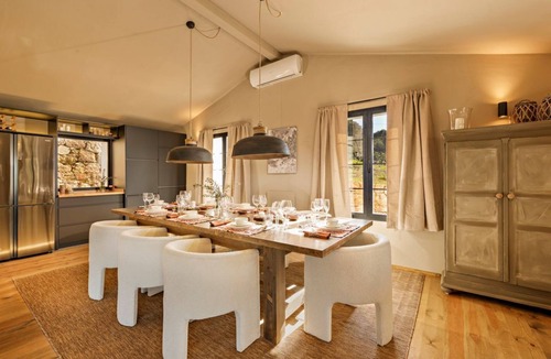 Ronda Villa | Finca Naranja Ronda - Four Bedroom Villa, Sleeps 10