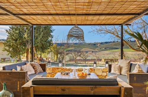 Ronda Villa | Finca Naranja Ronda - Four Bedroom Villa, Sleeps 10