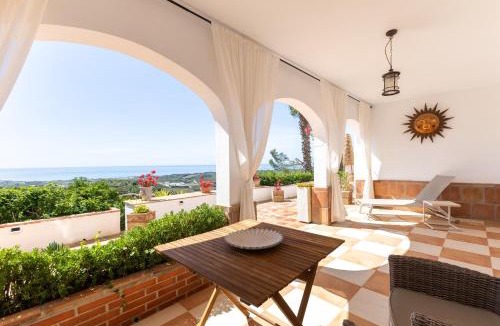 Cajiz Bed & Breakfast | Finca Sol y Cielo