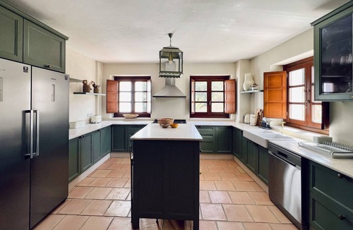 Algatocin Villa | Finca Vegachi - Five Bedroom Villa, Sleeps 10