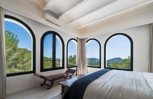 Can Furnet Villa | Finca Victoria EU - a lovely Ibiza villa in the hills