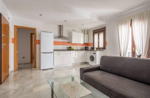 Cruz Roja-Capuchinos Apartment | First floor in modern building Close Macarena Church