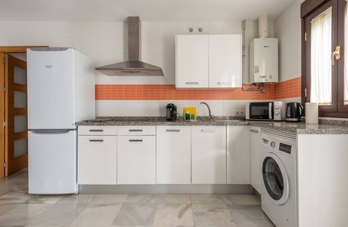 Cruz Roja-Capuchinos Apartment | First floor in modern building Close Macarena Church
