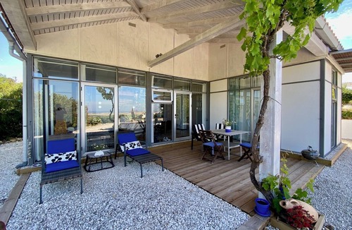 San Ambrosio House | Flooded with light!Breathtaking views!Refreshing pools!WIFI!Peace and quiet guaranteed