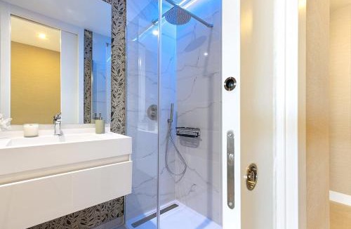 Estepona Apartment | Four Bedroom, Sea View Apartment at Estepona Hills