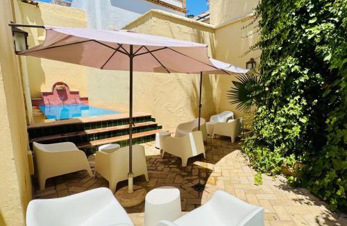 Carmona Bed & Breakfast | FRENTEABASTOS Boutique