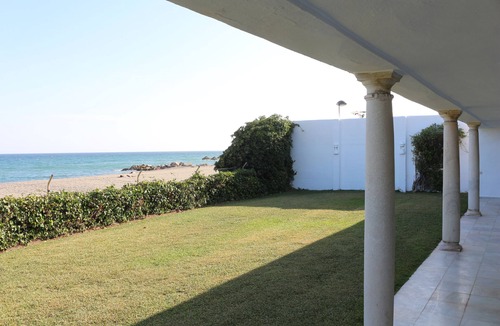Guadalmina Villa | Front Line Beach House