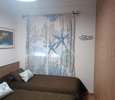 Isla Cristina Apartment | FUNDADORES, Playa Central con vistas a la ría 2-6Pax