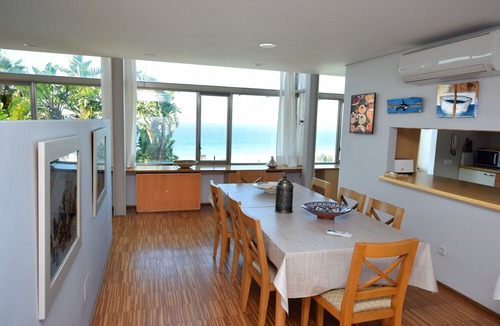 Atlanterra Ski Chalet | Fusion of avant-garde architecture.Private pool and FREE WIFI views