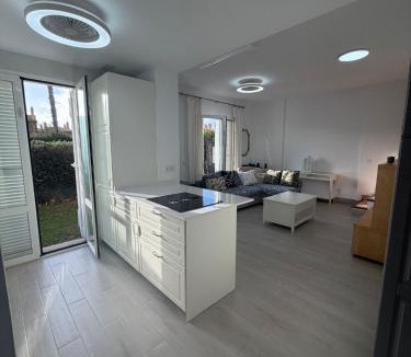 Rota House | Galia costa ballena 2