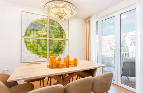 Centro - Sagrario Apartment | Genteel Home Alhondiga