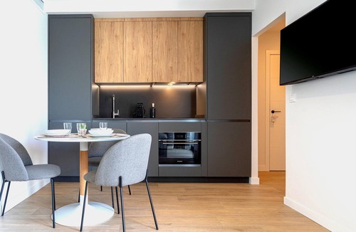Distrito Norte Sierra Apartment | Genteel Home Arruzafa VI
