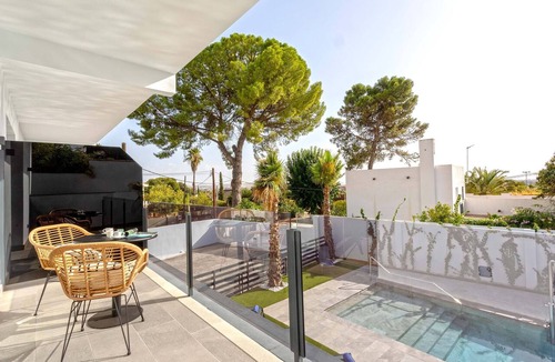 Distrito Norte Sierra Apartment | Genteel Home Arruzafa III