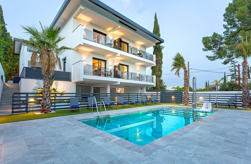 Distrito Norte Sierra Apartment | Genteel Home Arruzafa II