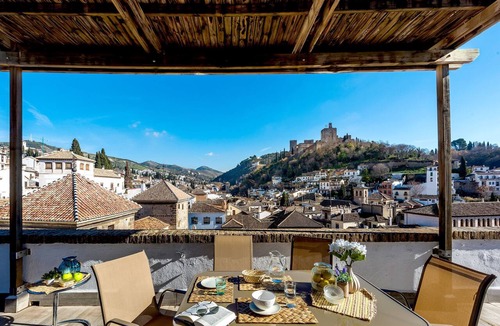 Albaicin Apartment | Genteel Home Atico Plaza Nueva